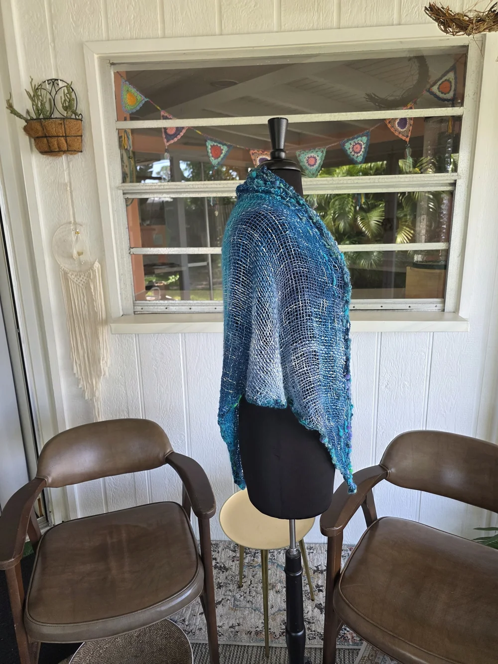 Vintage Y2K Boho Chic Triangle Shawl Blue Teal Knit Wrap Scarf Mermaidcore
